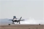 F-35B thử nghiệm cất, hạ cánh trên đường băng ẩm ướt