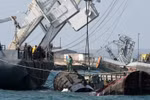 Nga đang tháo dỡ tàu bị đánh đắm để chặn đường ở vịnh Donuzlav