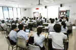 Nền giáo dục các nước không thể so sánh được, vì quá khác biệt
