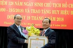 Ông Lê Thanh Hải được trao Huy hiệu 50 năm tuổi Đảng