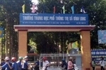Tòa án thụ lý vụ thầy giáo tố cáo tiêu cực bị đuổi việc 