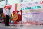 Bí thư Nguyễn Thiện Nhân dự khai giảng năm học mới