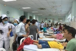 Hàng chục học sinh nghi bị ngộ độc thực phẩm trong buổi lễ dành cho thiếu nhi
