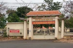 Sinh viên bị cấm thi tốt nghiệp mới biết học phí bị chiếm đoạt