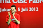 Fabregas được chào đón nồng nhiệt ở Indonesia