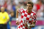 Mandzukic tỏa sáng với 3 bàn: Một phong cách rất... ‘du kích’