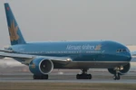 Nợ lớn, lợi nhuận thấp: Ai sẽ mua cổ phần của Vietnam Airlines?
