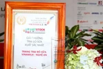 Trang trại Vinamilk nhận giải "Trang trại bò xuất sắc nhất Việt Nam"