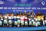 Vinamilk chung tay xoa dịu nỗi đau da cam cho trẻ em Thái Bình