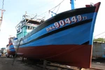 Ảnh: Nhiều tàu cá cỡ lớn của ngư dân miền Trung sắp vươn khơi