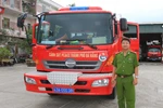 Chuyện về những người đi cùng nguy hiểm áp tải pháo hoa