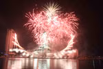 Xem những màn pháo hoa đẹp mắt của đội Nam Phi, Hoa Kỳ và Đà Nẵng 