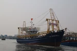 Tàu cá vỏ thép đầu tiên ở Quảng Nam hạ thủy chuẩn bị vươn khơi