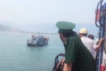 Ra tay cứu trợ nhân đạo một tàu cá Trung Quốc