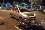 Lái xe ô tô đi ngược chiều tông vào xe máy