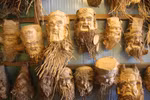Muôn dạng mặt người từ tượng gốc tre chỉ có ở Hội An