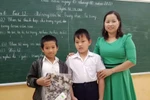 Cô giáo 19 năm bám bản, ngày đêm mang con chữ đến với học trò