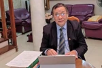 Vừa nghỉ hưu, bác sĩ Lê Nhân Tuấn tiếp tục trở thành sinh viên đại học