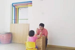 Cha, mẹ làm gì để dạy con trở thành người tử tế?