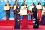Cô giáo Xuân gần 20 năm "cõng" chữ lên non cao