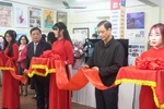Ấn tượng triển lãm "Sắc xuân" của thầy trò Trường Đại học Hòa Bình