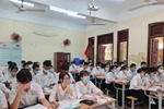 Trở lại trường, thầy trò Trường cấp 3 Kiến An hăng say dạy và học