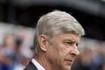 Arsenal thua sốc, Wenger trách trò chủ quan, tự mãn