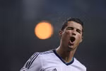 Real Madrid 4-0 Celta Vigo: Mất QBV? Ronaldo đáp lại bằng hat-trick