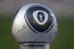 TIN HOT 6H: Bóng EURO 2012 ghê sợ hơn cả Jabulani