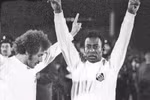 'Chuyện cổ tích' về đội bóng hạng 3 từng đánh bại 'vua' Pele