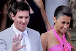 Messi làm bố và trùng hợp kỳ lạ với Ronaldo