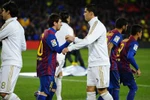 Hai siêu sao Ronaldo và Messi đua nhau phá kỷ lục Pichichi