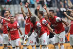 Arsenal mùa giải 2013/14: Lại chật vật chen chân vào tốp 4