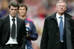 Thua đau, Sir Alex đi 'đấu khẩu' với trò cũ