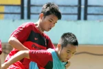 U.23 Việt Nam luyện dứt điểm dưới nắng gắt