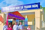 Trao tặng ngôi trường Đèn Đom Đóm ở tỉnh Hà Nam