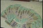  Phi vụ khủng: Mua 1 tỷ đồng tiền giả tiêu tết