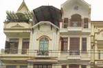Hàng loạt nhà mặt phố lớn rao bán giá ưu đãi
