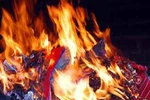 Lễ hóa vàng tiễn Tổ tiên: Cúng sao cho đúng?