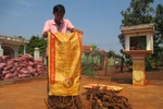 Thương lái Trung Quốc lùng mua rễ, gốc cây tiêu ở Gia Lai