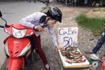 Cua biển 50 nghìn đồng/kg tràn vỉa hè Hà Nội: Nghi ngờ cua Trung Quốc
