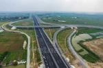 Bộ Tài chính đề nghị "nghiên cứu kiến nghị giảm phí trên Quốc lộ 5"