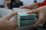 Vay tiền ngân hàng và “lại quả” cán bộ tín dụng