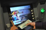 Chỉ 60 giây để đổi ngoại tệ tại ATM VietinBank