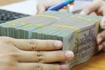 Nhà đầu tư ngoại xếp hàng mua nợ xấu DN Việt: Không dễ!