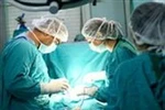 Cứu bệnh nhân ở Hà Nội nuốt 9 que sắt và nhựa