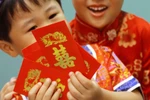Giúp con giữ... tiền mừng tuổi