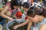 Mẹo nhỏ phát hiện "cua đồng thuốc sâu"