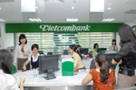 Website Vietcombank quá tải vì chuyển khoản online