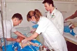 Hiệu trưởng say xỉn, bắt các học sinh lớp 6 tự tát vào mặt